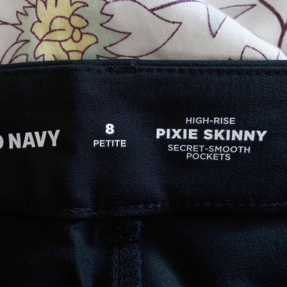 Old Navy High-Waisted Pixie Skinny Pants in Black (8 Petite) NWT! - Picture 9 of 11